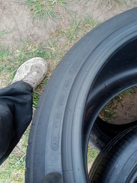 295 35 r21 Michelin