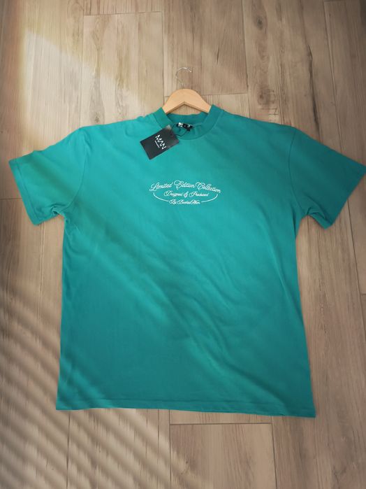 T-shirt azul oversized