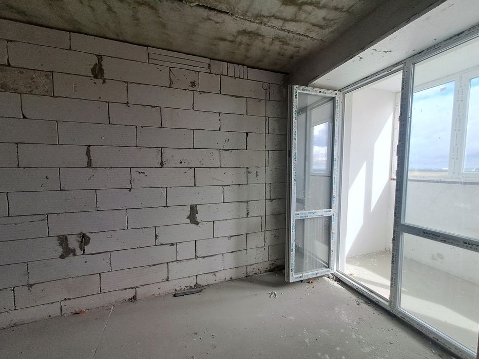 Продаж 2к квартири 54 кв. м на вул. Сергія Корольова