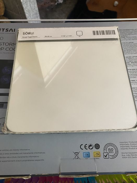 Espelhos quadrados pequenos