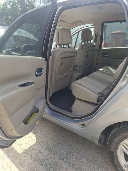 Продам Renault Megane Scenic
