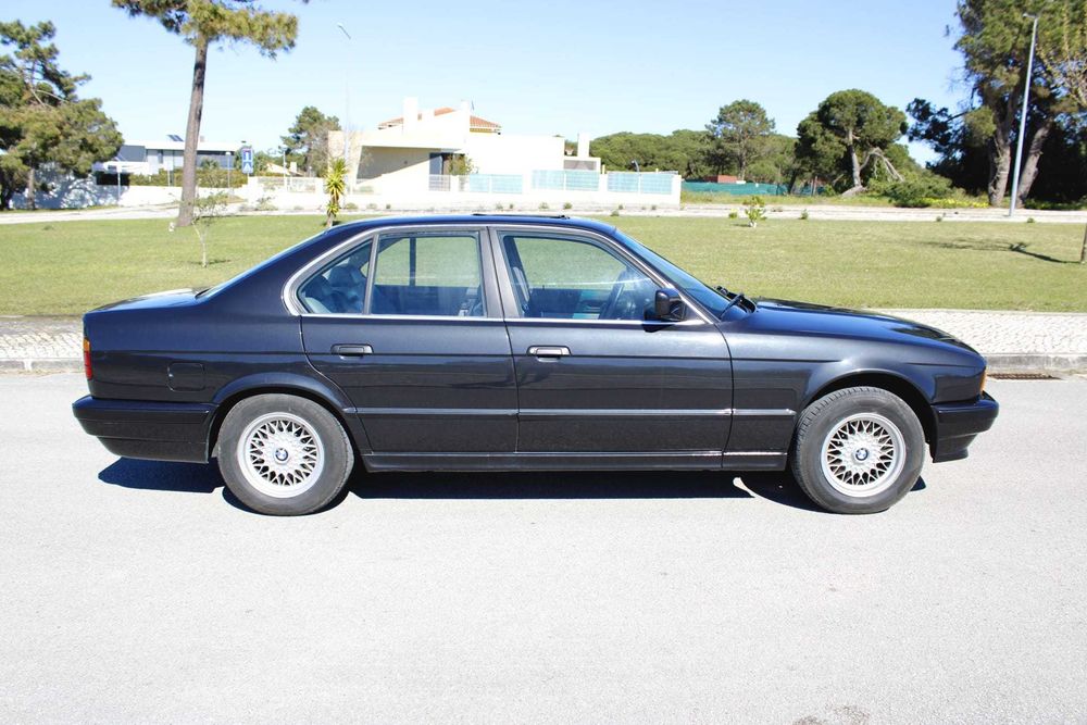 BMW E34 535i - Certificado Museu Caramulo