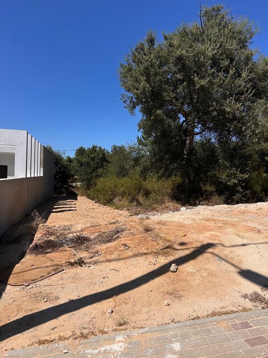 Terreno Urbano Quinta das Marquesas (Pronto a construir)