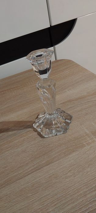 Kryształowy świecznik z czasów PRL