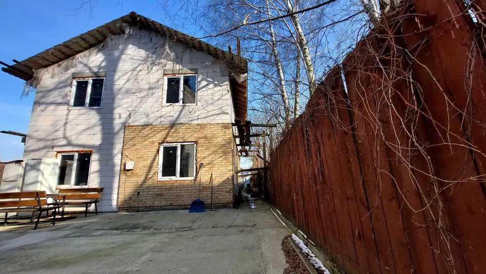 УКРИТТЯ на 200 кв.м.Продаж об'єкту по вартості землі! Автономна будова  580 кв м  Біля Макдональдса Епіцентра Одеська траса  Гатне метро
