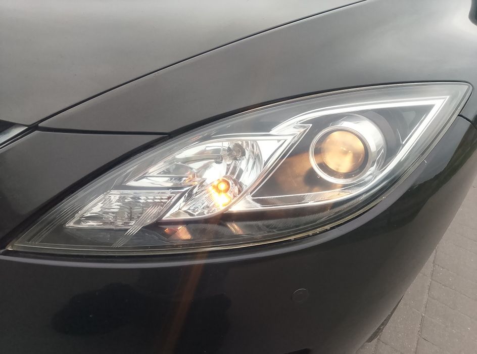 Lampy przód Mazda 6 GH