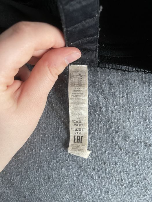 Czarny biustonosz intimissimi 75D