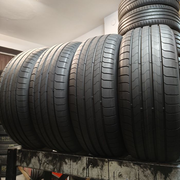 225/55/18 Sprzedam komplet opon letnich Bridgestone