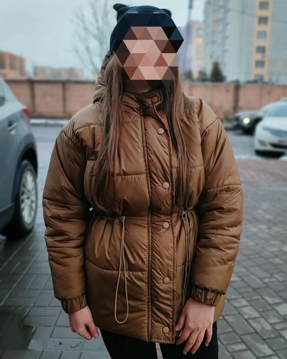 Куртка жіноча з капюшоном