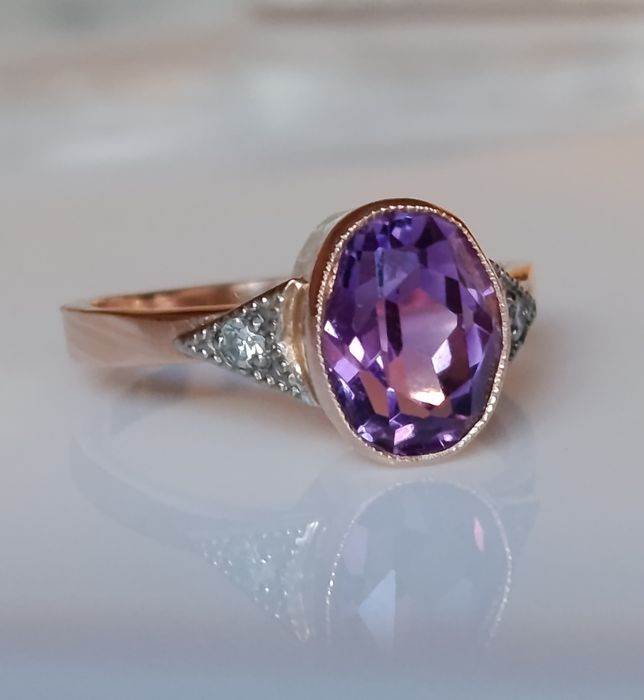 Золотое кольцо с бриллиантами СССР Золота радянська каблучка