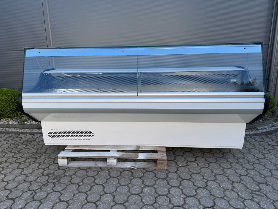 Lada witryna chłodnicza MAWI dł. 2.5 m. I inne urządzenia. GWARANCJA!!