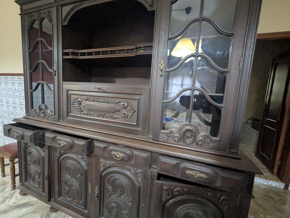 Móvel Antigo em bom estado