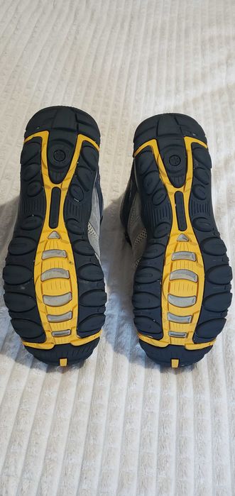 Трекінгові черевики, кросівки Merrell Accentor Mid Waterproof