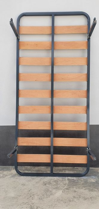 Estrado com pés 0.90x2.00
