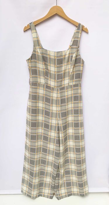 Kombinezon Kratka Primark XL 42 Kratkę Proste Nogawki Elegancki