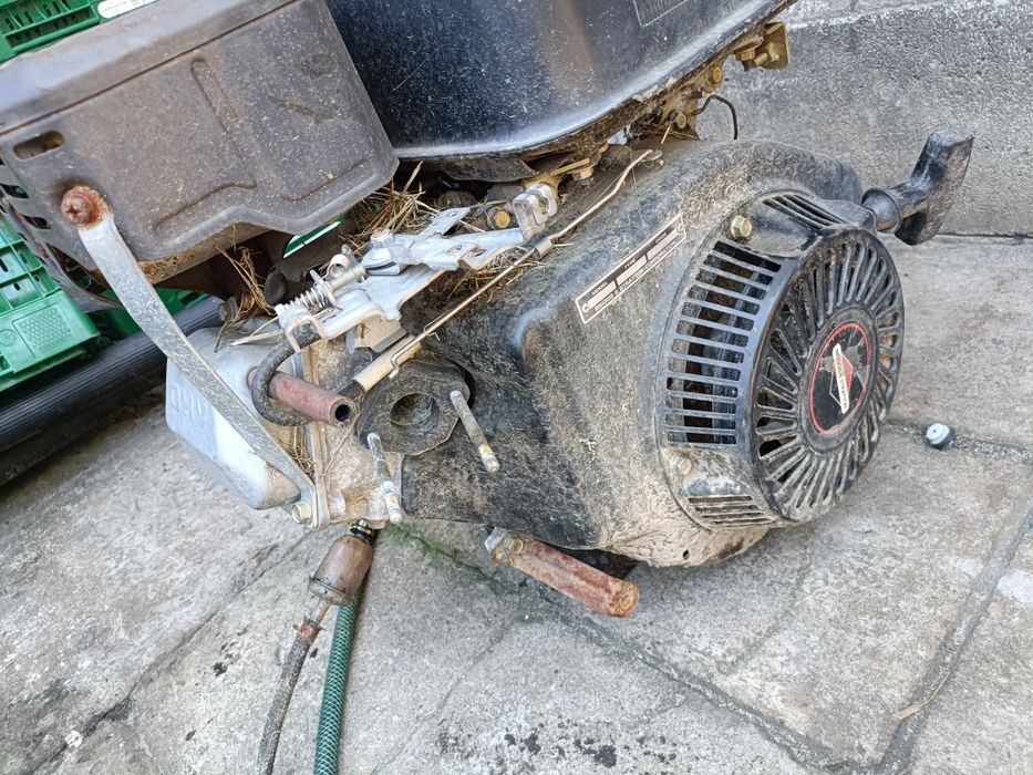 Silnik Briggs stratton vanguard 9hp wał boczny