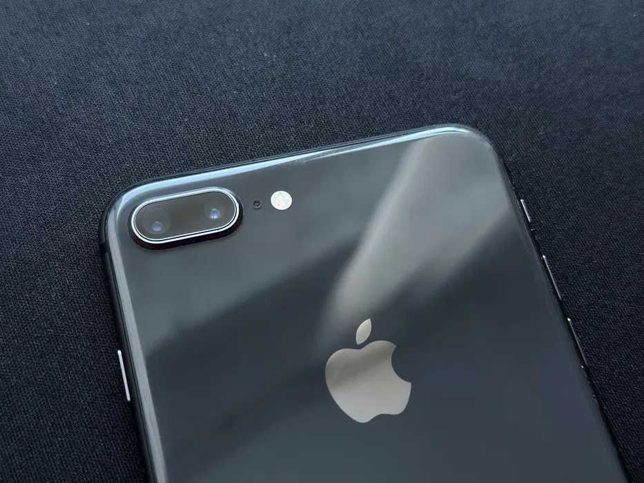 iPhone 8 Plus 64 Gb Space Grey