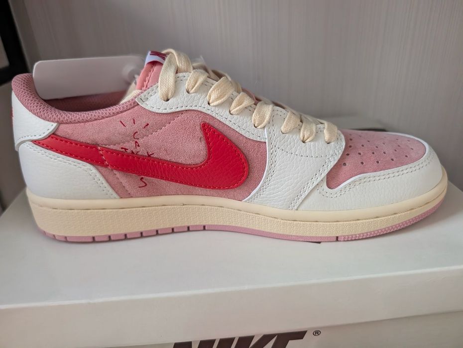 Ексклюзив  Nike Air Jordan 1 Low Travis Scott Pink / Трендові кросівки