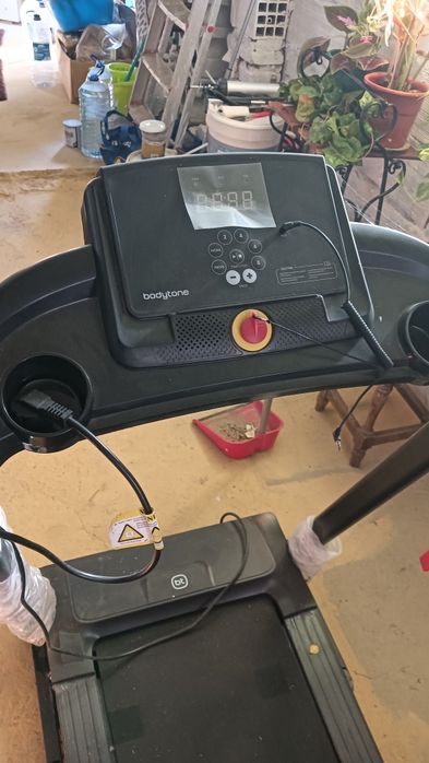 Passadeira eléctrica usada