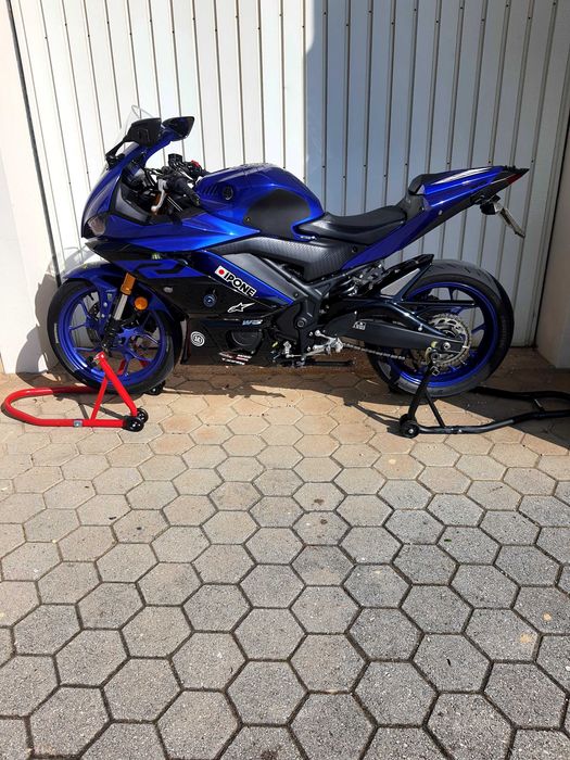 Yamaha R3 2019 e material incluido
