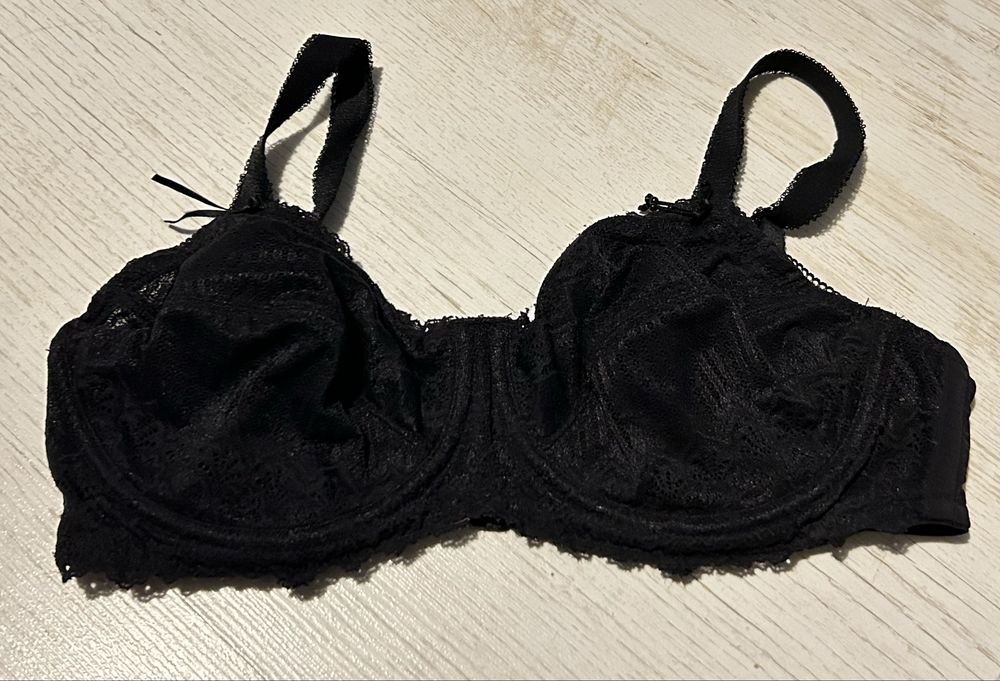 Biustonosz czarny 75C Amoena dla amazonek
