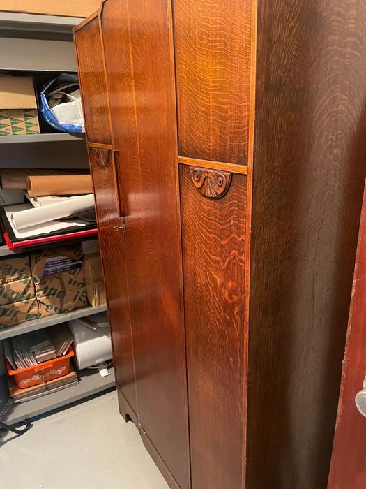 Roupeiro Datado - Art Deco