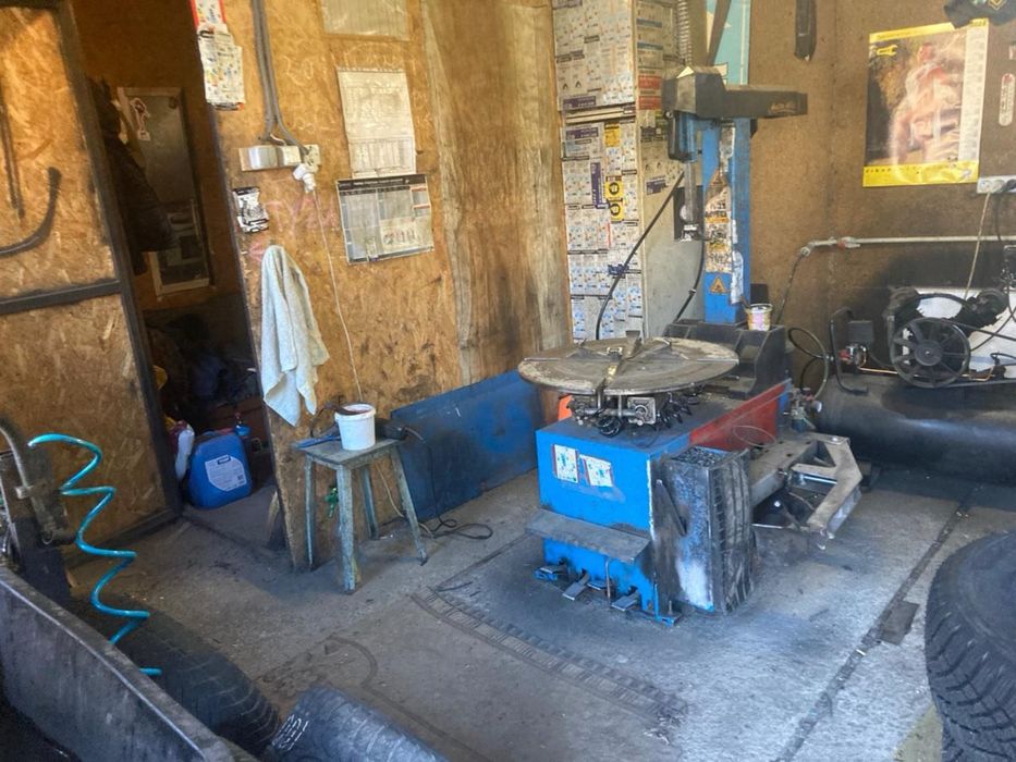 Продам приміщення під шиномонтаж