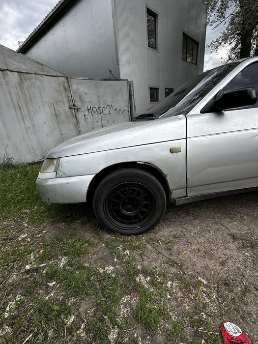 Продам автомобіль ваз 2110
