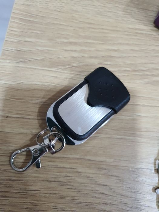 Comando programável para garagem novo