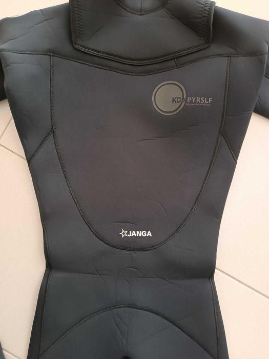 Fato surf JANGA Airfighter 4/3 como novo