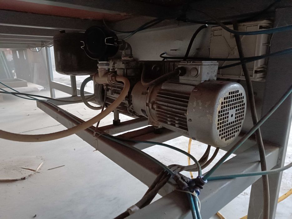 Prasa membranowa próżniowa 450/160