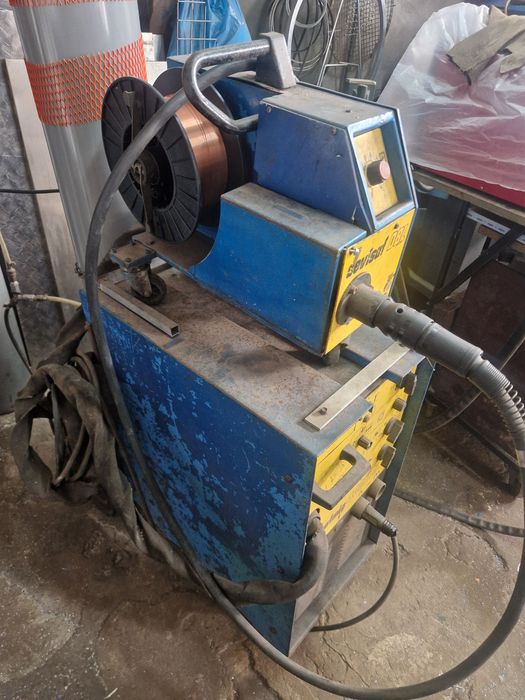 Máquina industrial SAF SAFMIG 400 DBL