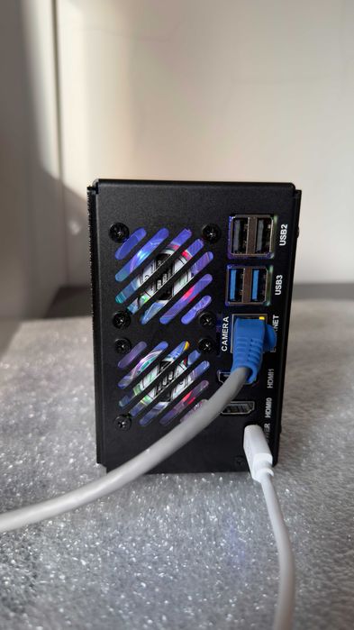 Raspberry Pi 5 16GB RAM + Pironman 5 MAX