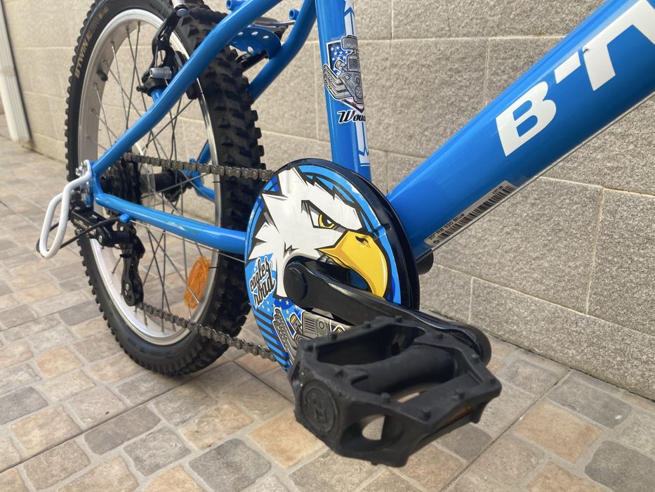 B’Twin Racing Boy 320 – roda 20”