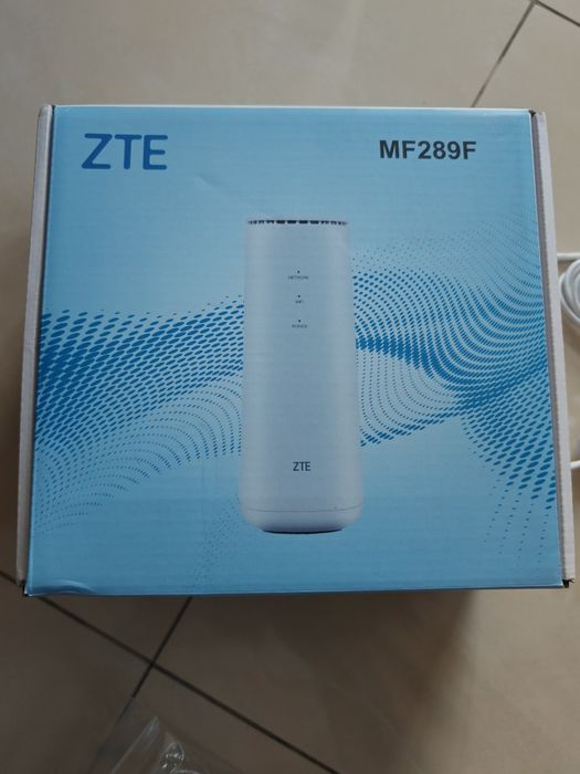 Router ZTE modem LTE 4G+ jak nowy z anteną dodatkową na kartę SIM