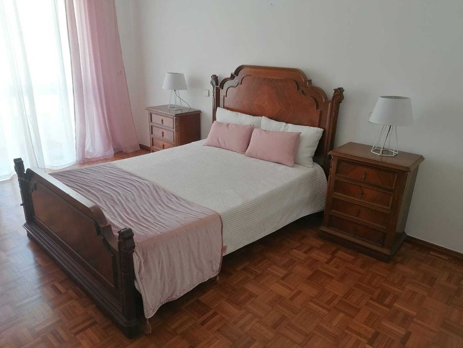 Mobília quarto casal madeira