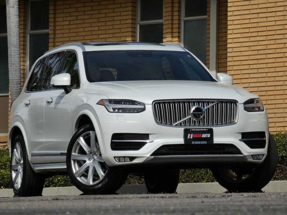 Volvo XC90 2017 inscription