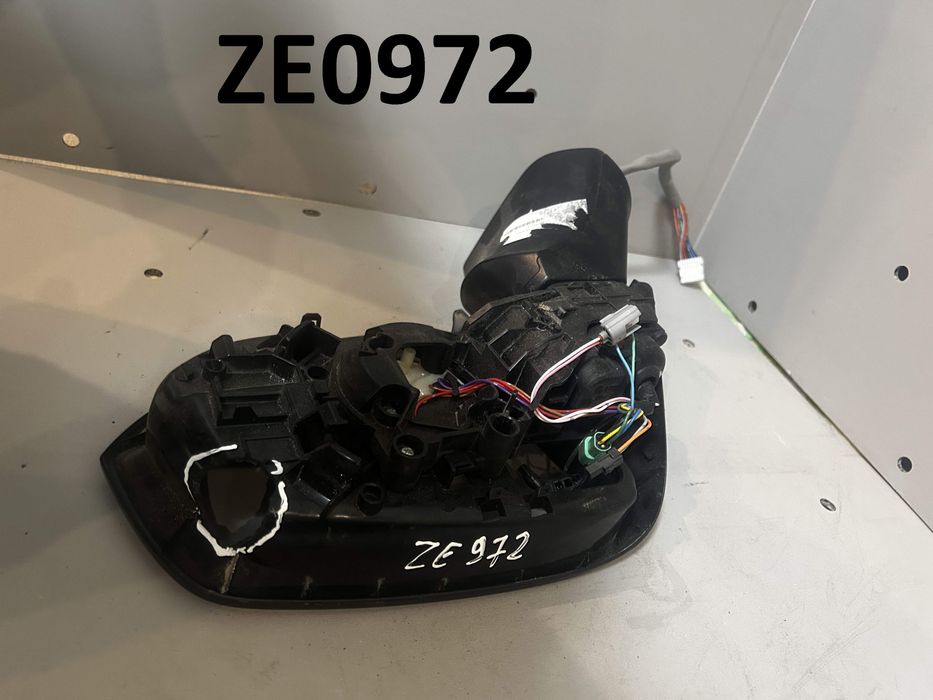 Toyota RAV4 2018-2025 XA50 корпус дзеркала LH 16 pin ZE0972 8794042F00