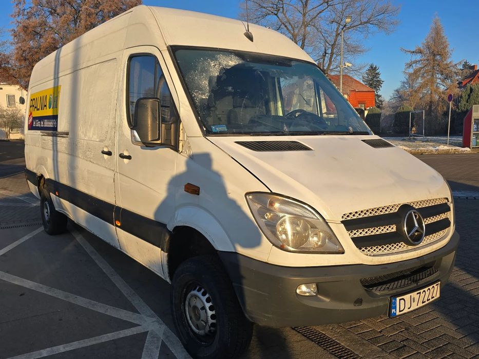 Mercedes-Benz Sprinter  Mercedes-Benz Sprinter 4x4 w ciągłej eksploatacji