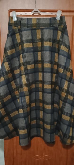 Тепла спідниця в клітинку