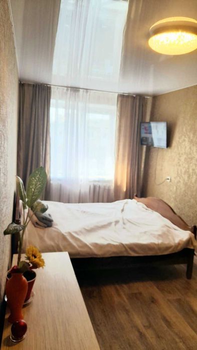 2-х кім квартира студія в центрі Ізюма подобово