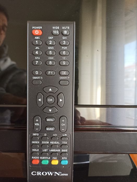 LCD TV CROWN modelo 1610/41