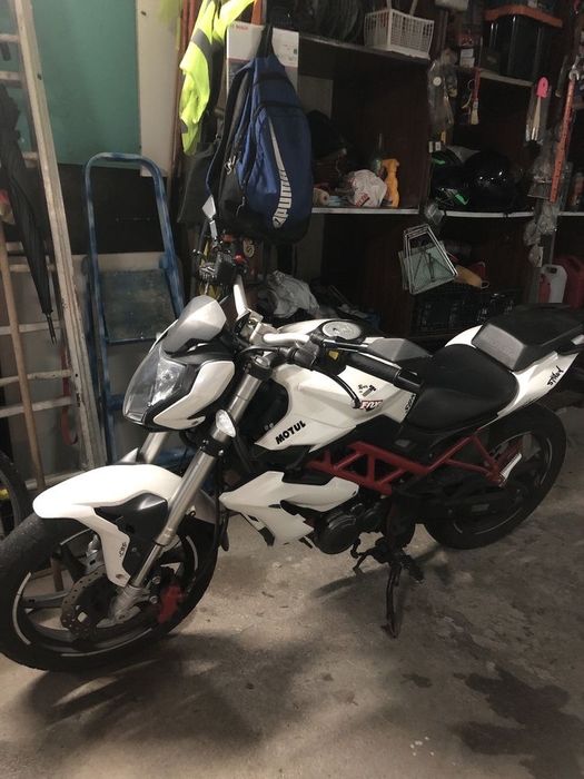 Mota Benelli bn 125