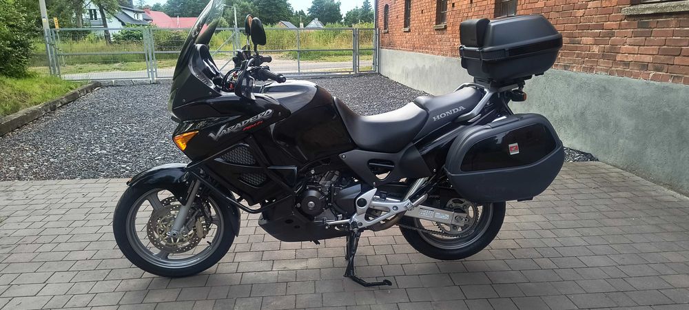 HONDA VARADERO 1000 oryginał 3 kufry plus drugi czarny KODO motocykle raty transport