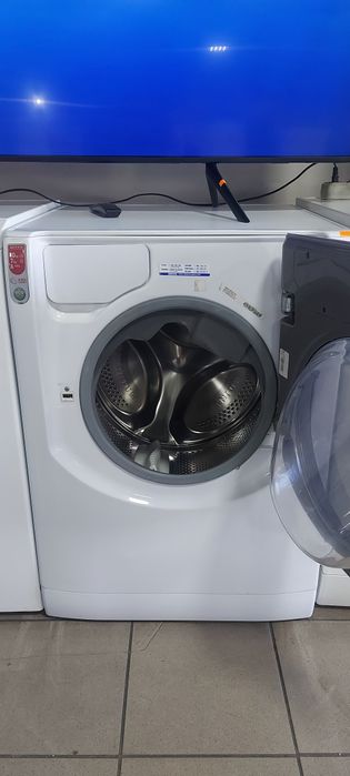 Пральна машина з сушкою Ariston AQ 10 кгD1070D49EU/B