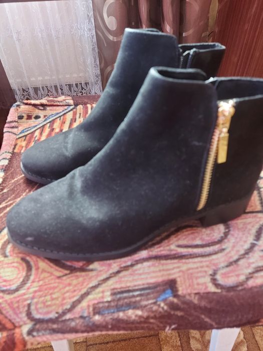 Продам ботиночки