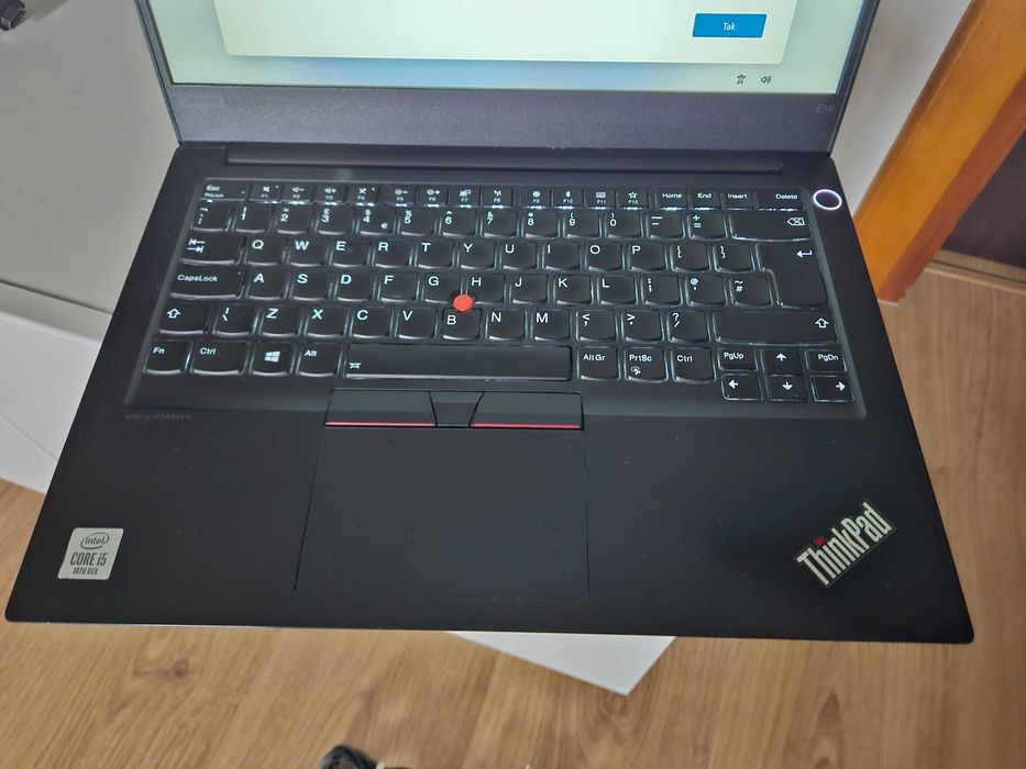Laptop Lenovo T14 i5 - 10210U RAM 8GB , dysk 256GB SSD - Windows 11