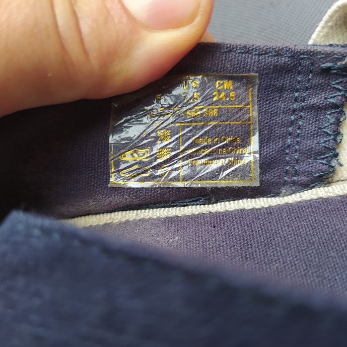 Жіночі еспадрільї Gant