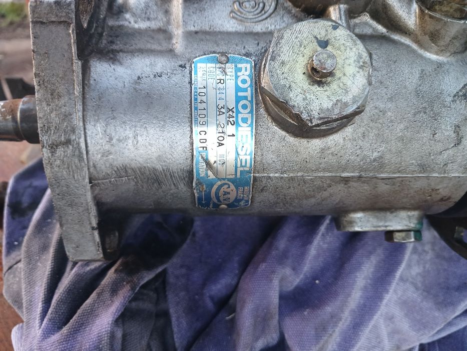 Продам срочно топлевну рено 11 + торг