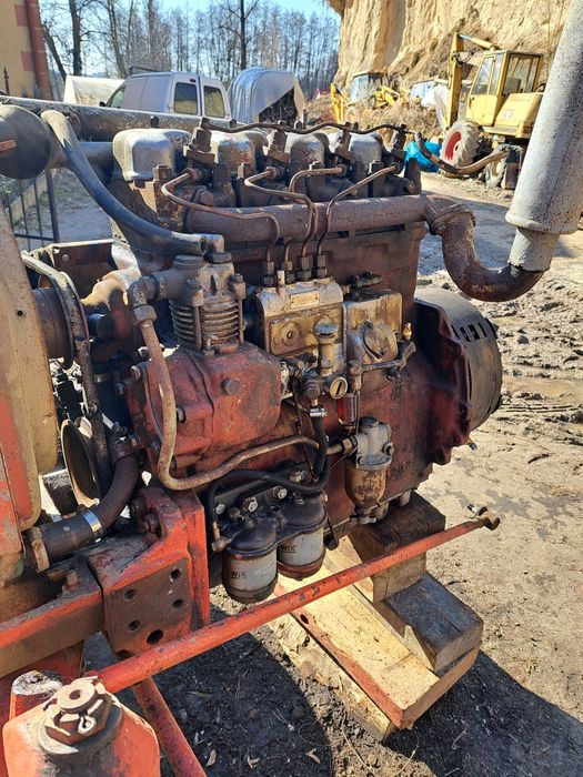 Silnik 4 cylindrowy Zetor 6911  5718 Uraus c-360